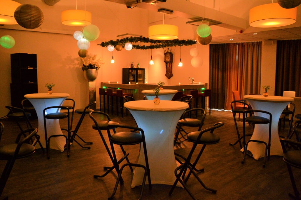 Zaal 6.JPG